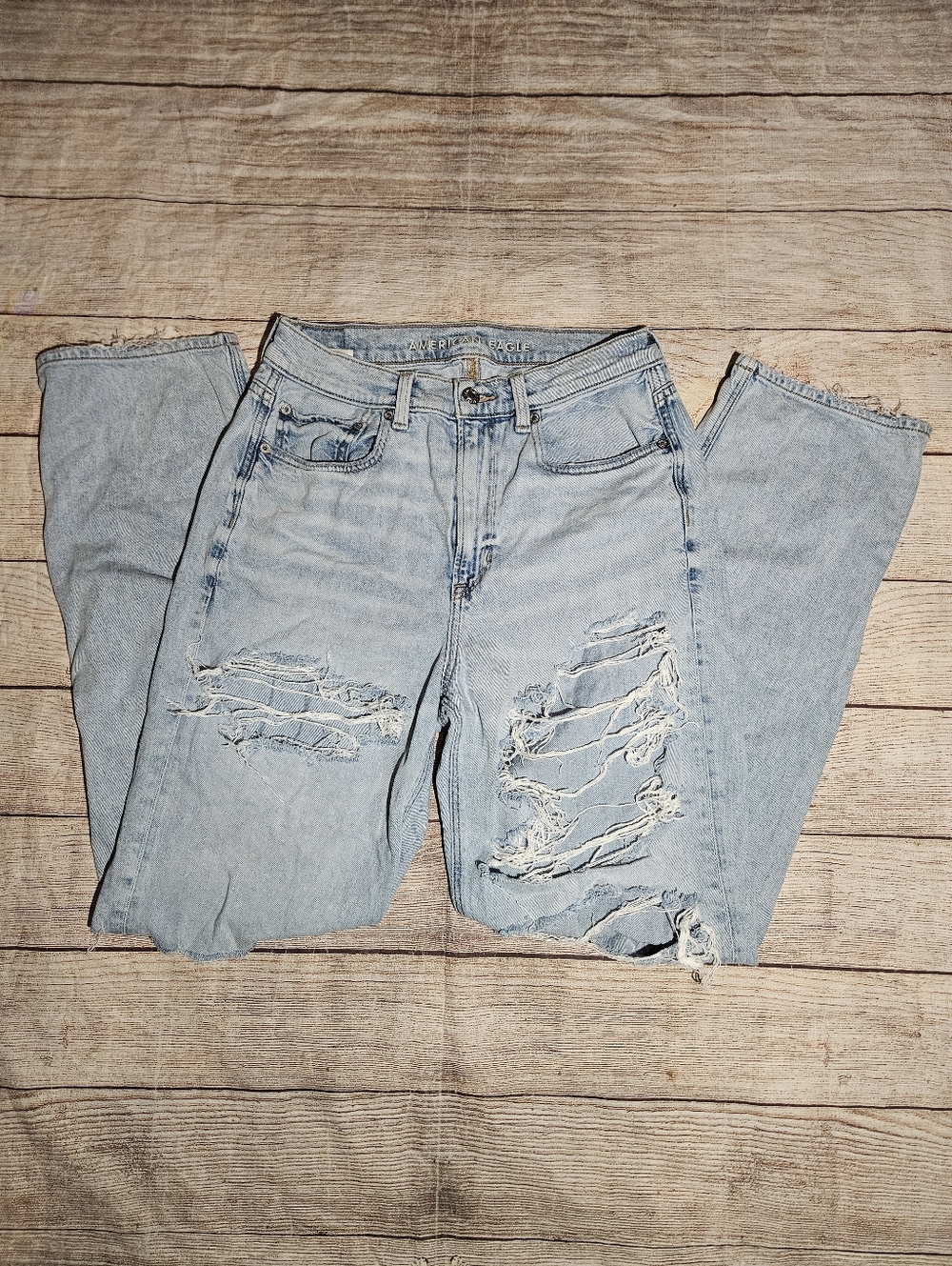 American eagle baggy distressed ripped Jean's